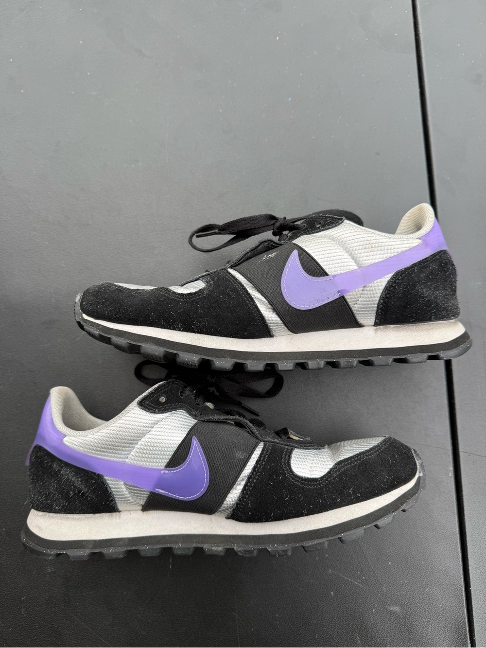 Nike V-Love Women’s size 8 low trainer